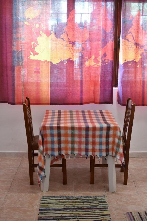 Private Apartment At Guest House Hektor & Aferdita Vlorë Extérieur photo