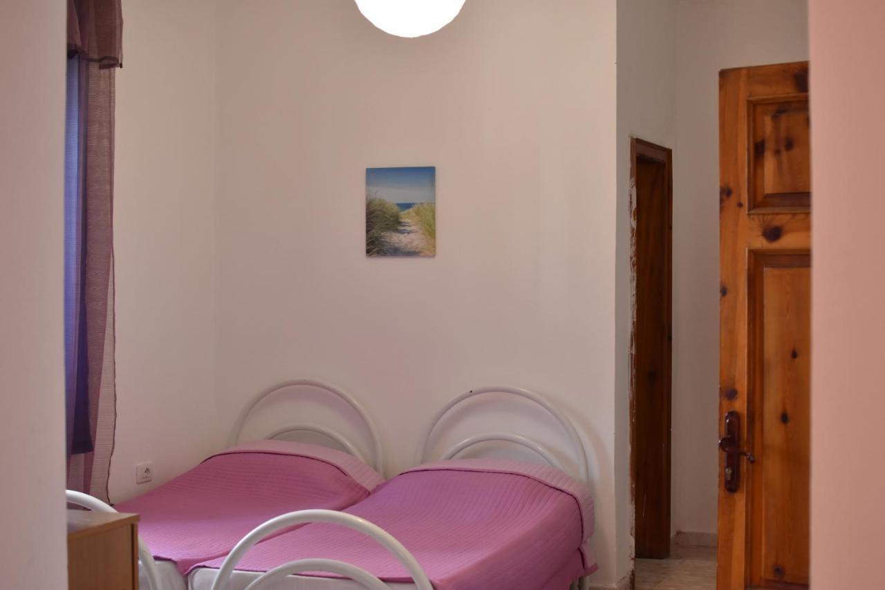 Private Apartment At Guest House Hektor & Aferdita Vlorë Extérieur photo